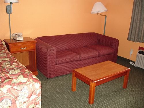 American Inn Клебърн Стая снимка